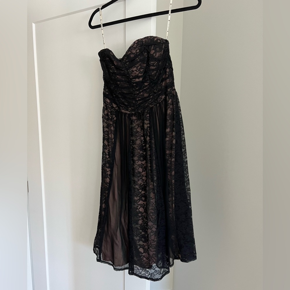Nanette Lepore Lace Dress. Size 8